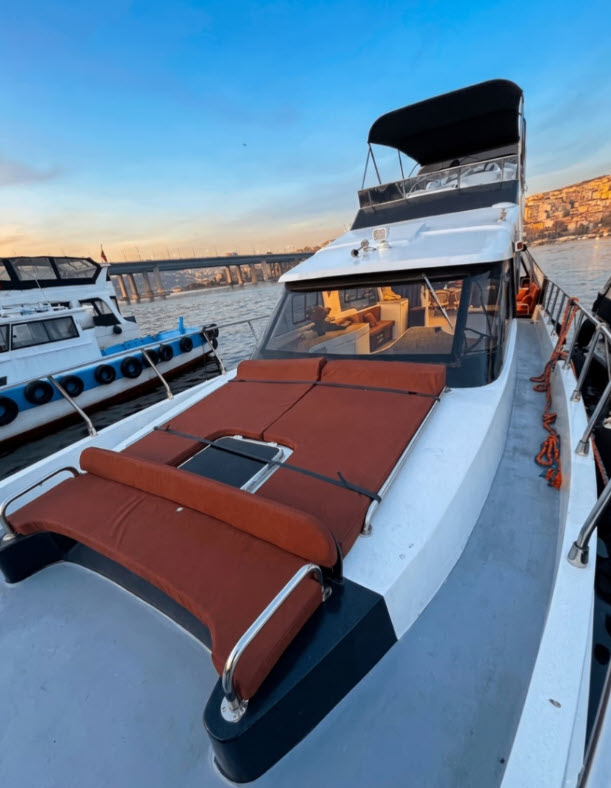 Yacht Gallery