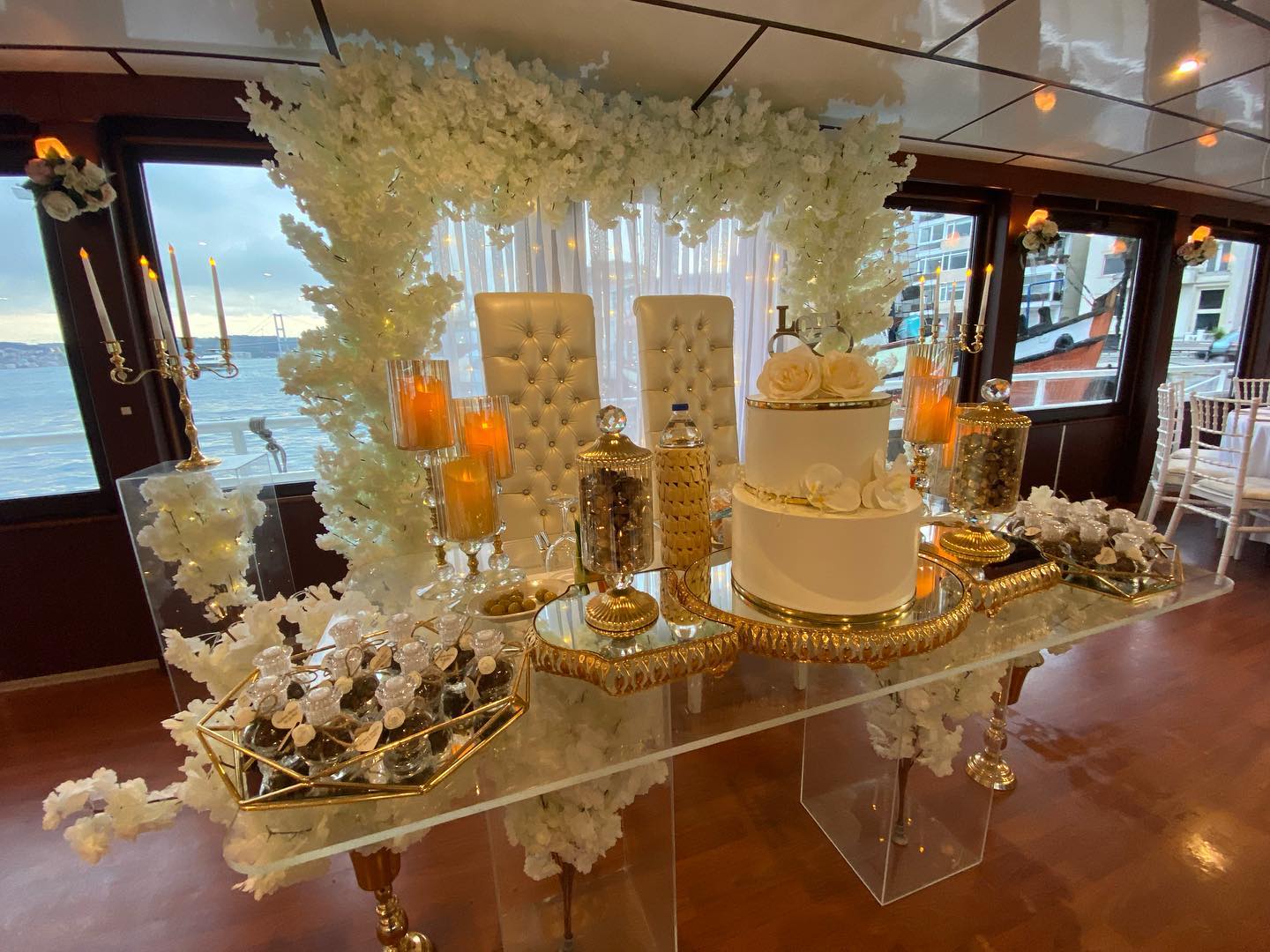 Yacht Gallery