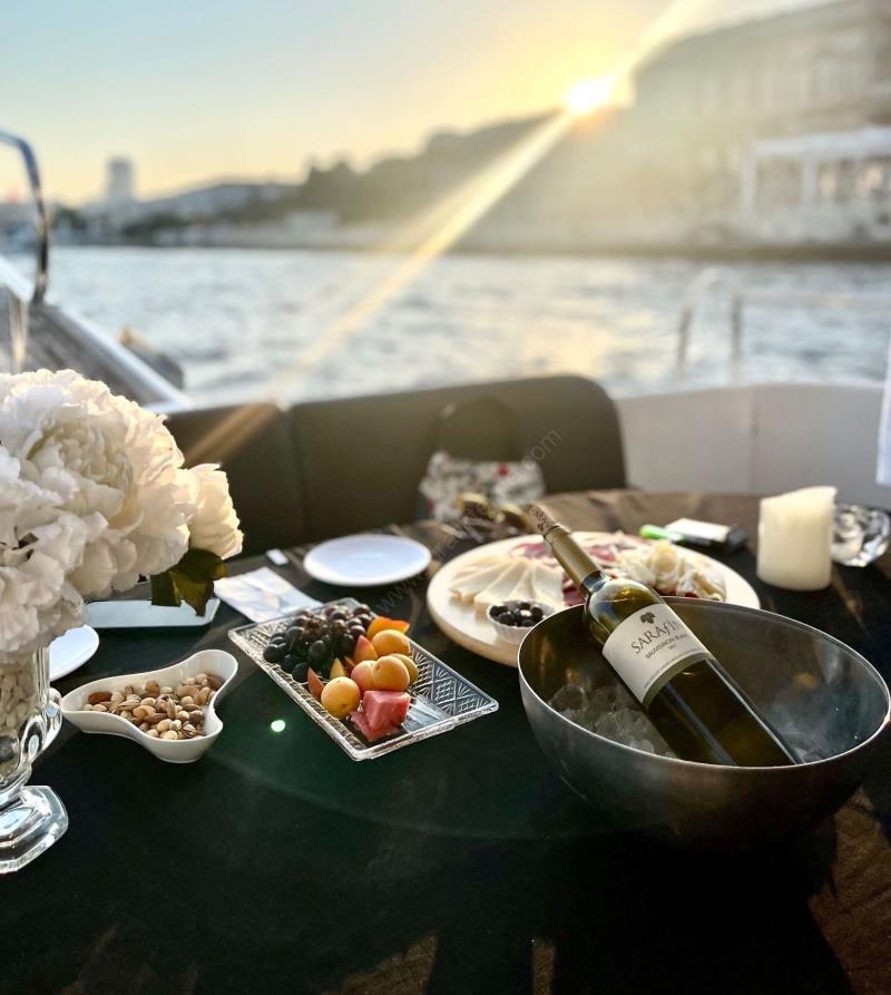 Yacht Gallery