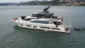 Yacht Thumbnail