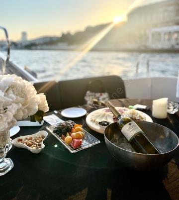 Yacht Gallery