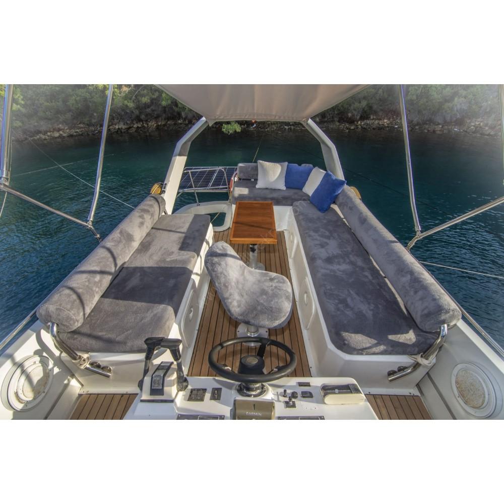 Yacht Gallery