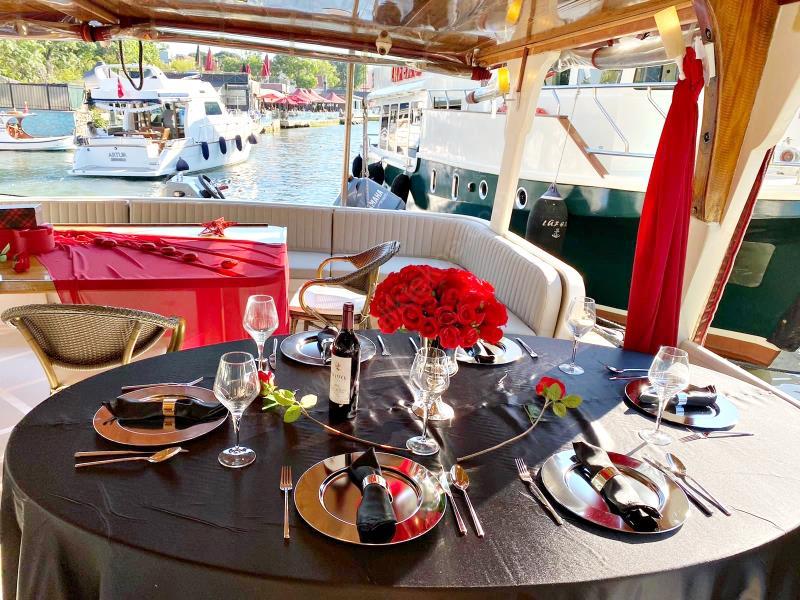 Yacht Gallery