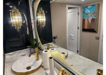 Yacht Gallery