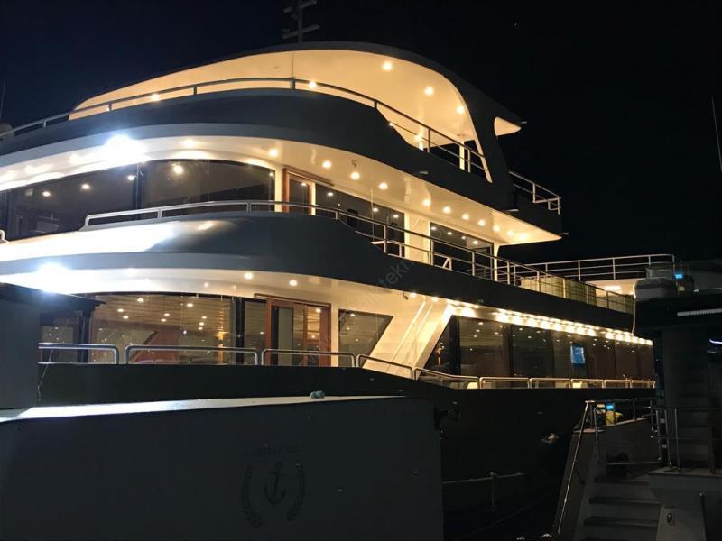 Yacht Gallery