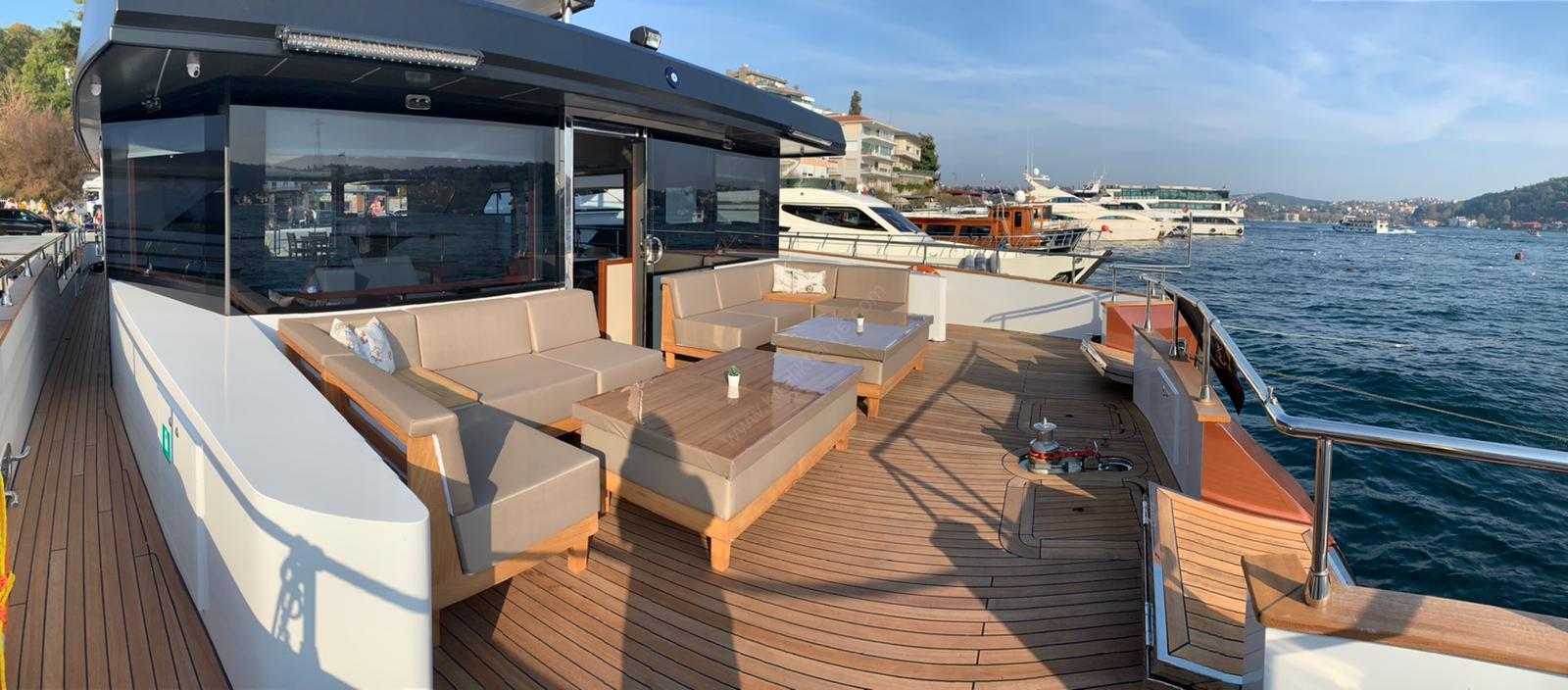 Yacht Gallery