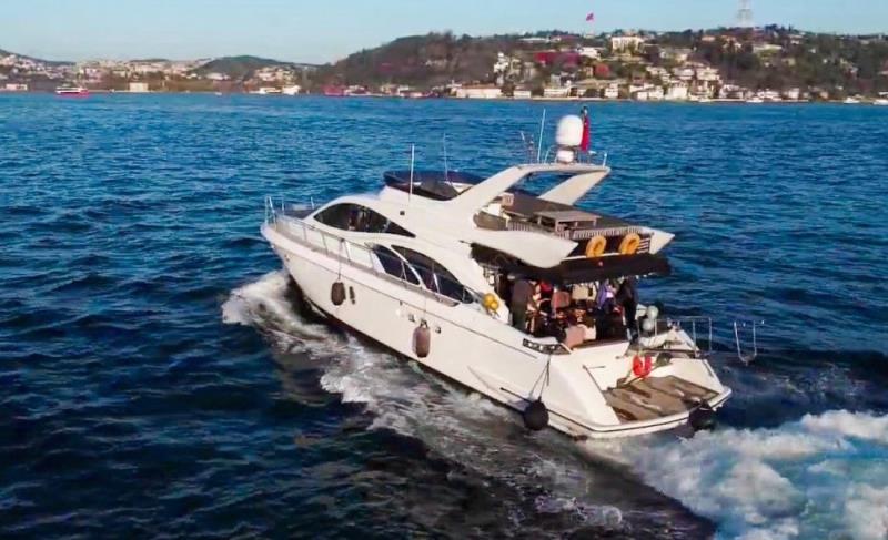 Yacht Gallery