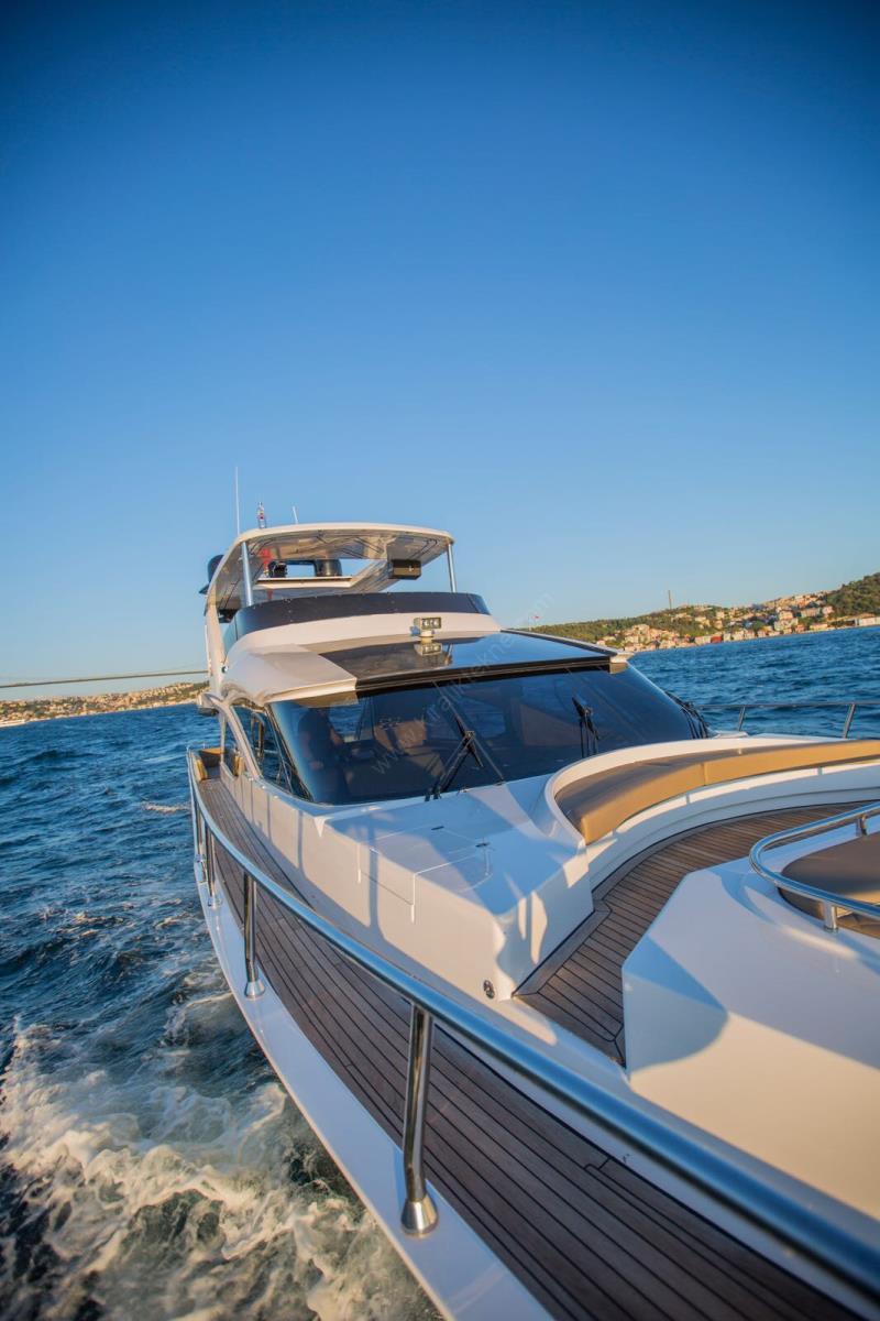 Yacht Gallery