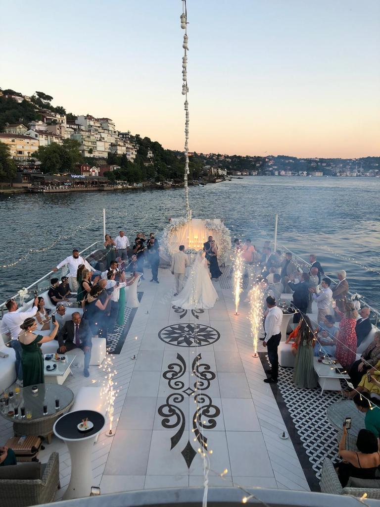 Yacht Gallery