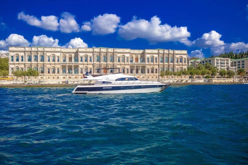 Yacht Gallery