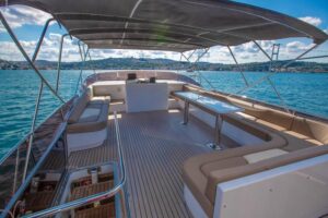 Yacht Thumbnail