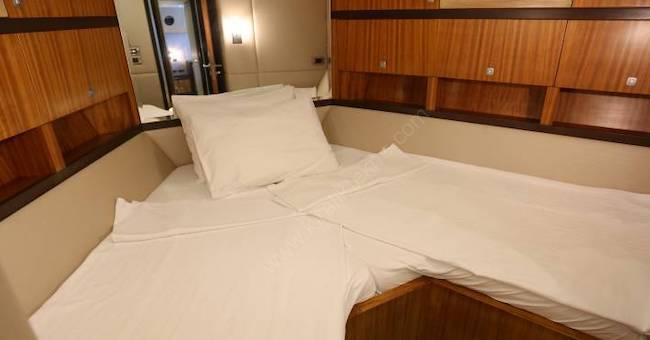 Yacht Gallery