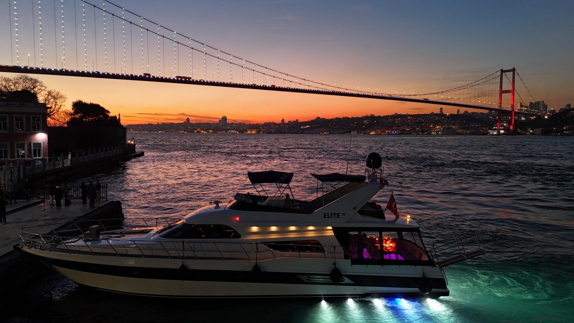 Yacht Gallery