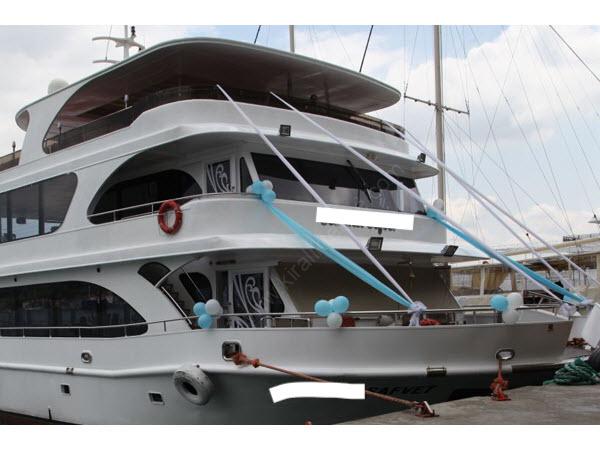 Yacht Gallery