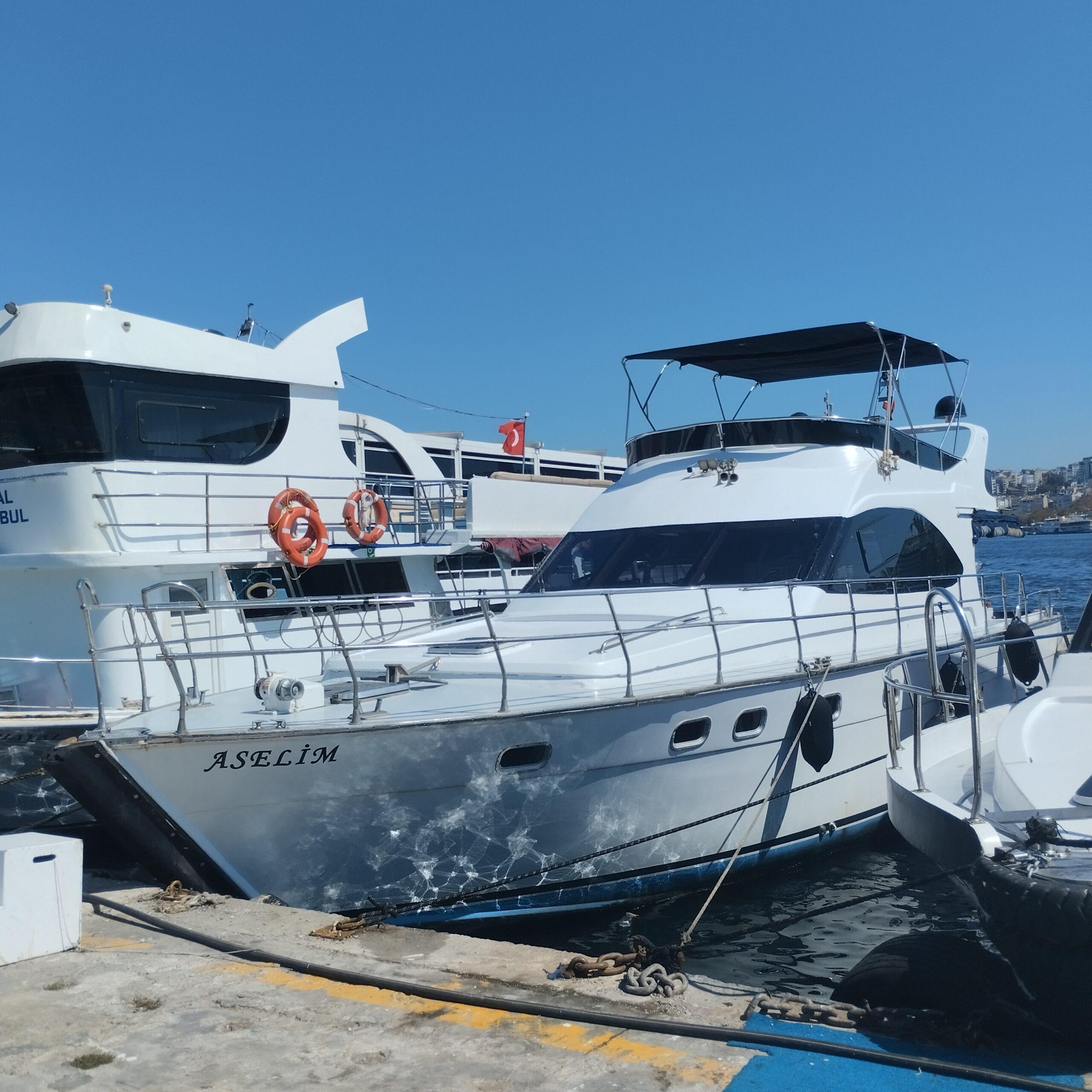 Yacht Gallery