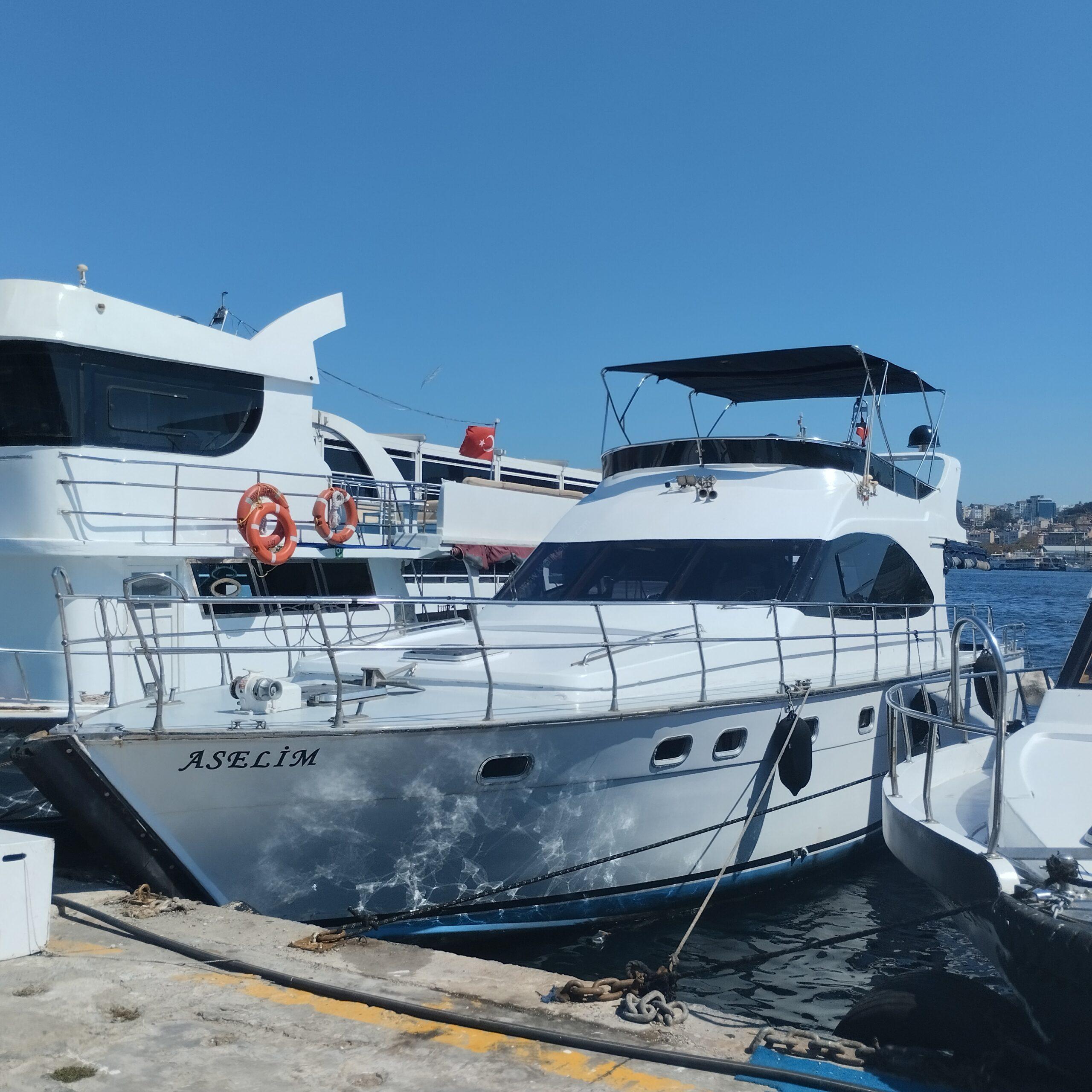 Yacht Gallery