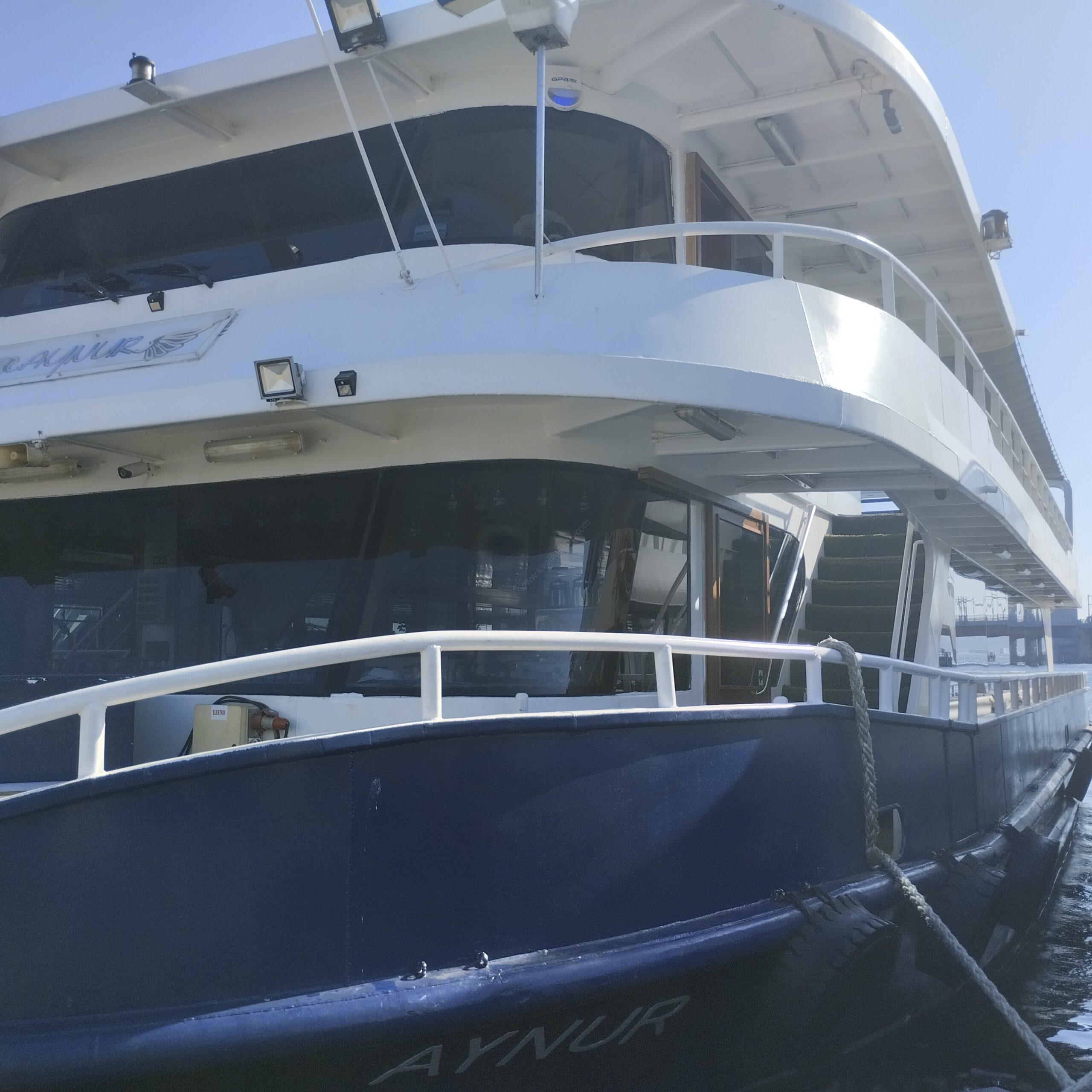 Yacht Gallery