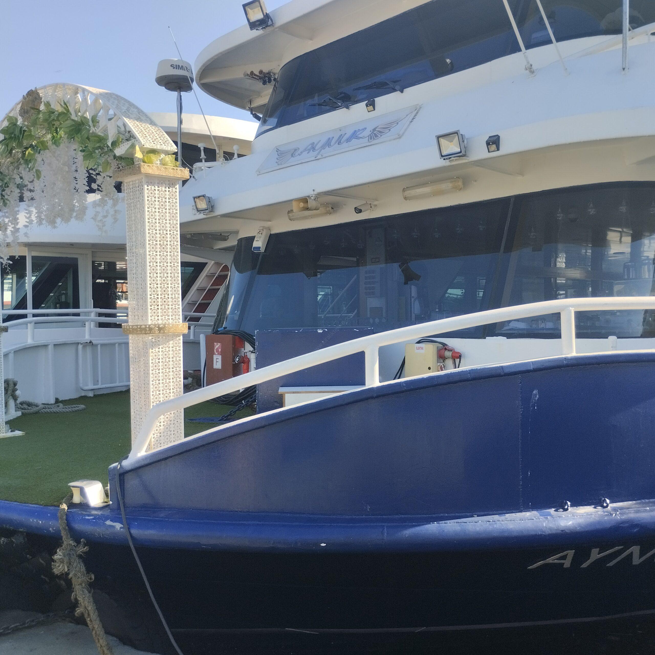 Yacht Gallery
