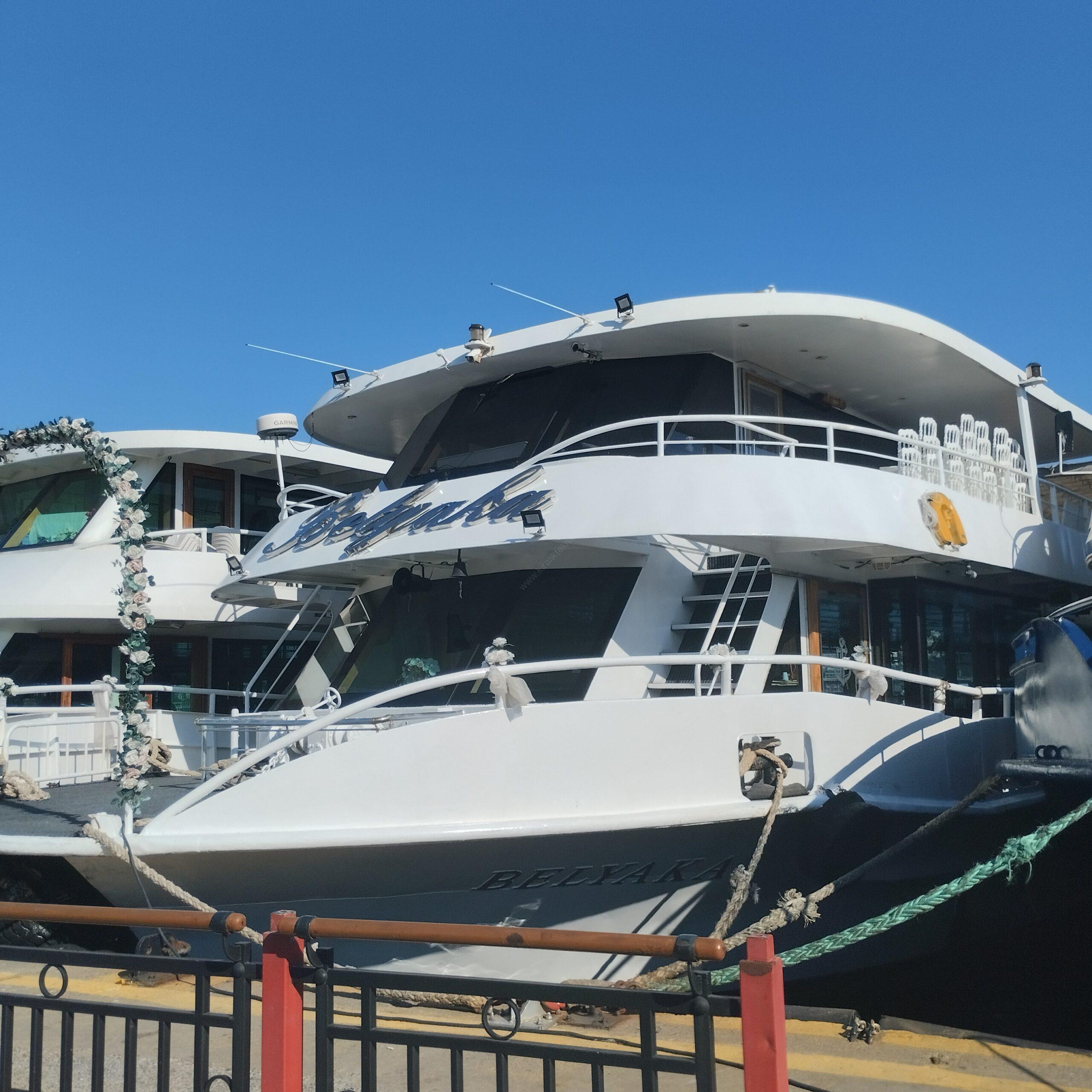 Yacht Gallery