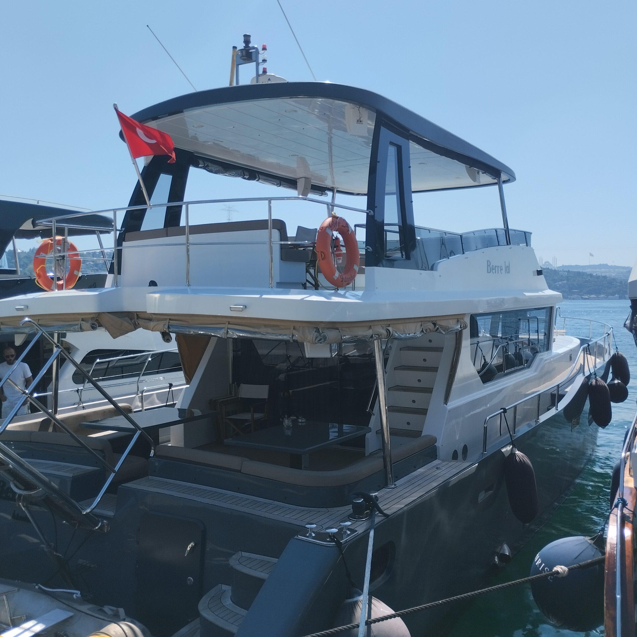 Yacht Gallery