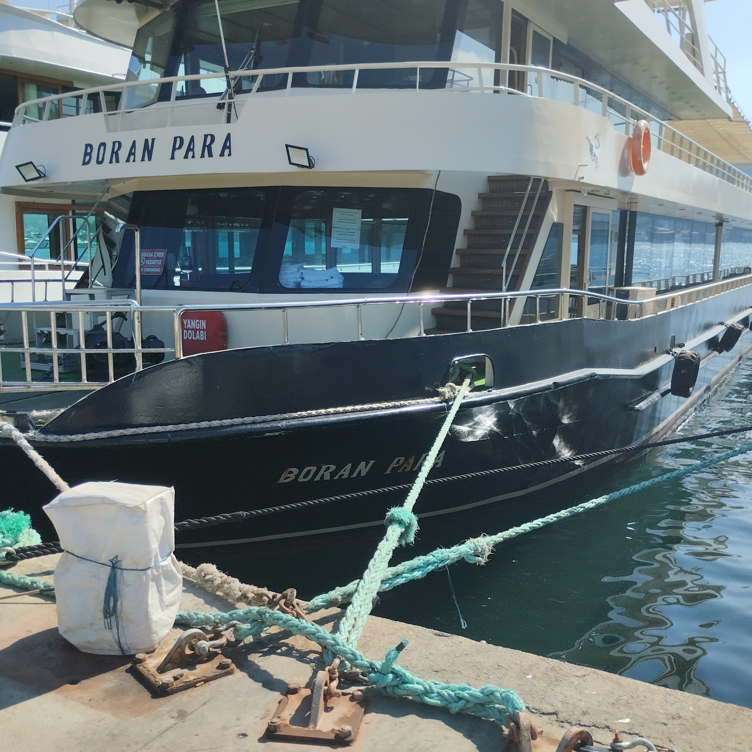 Yacht Gallery