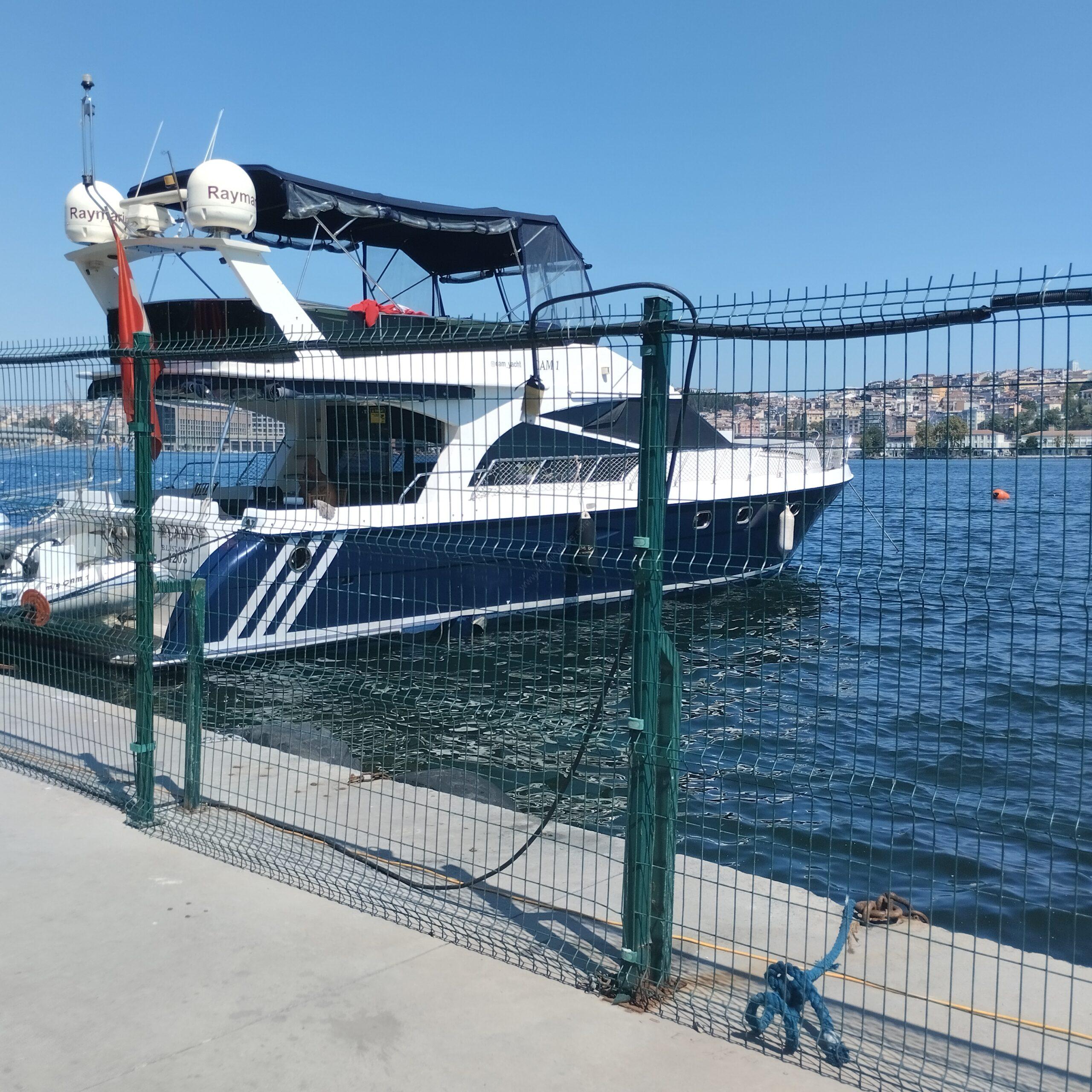 Yacht Gallery