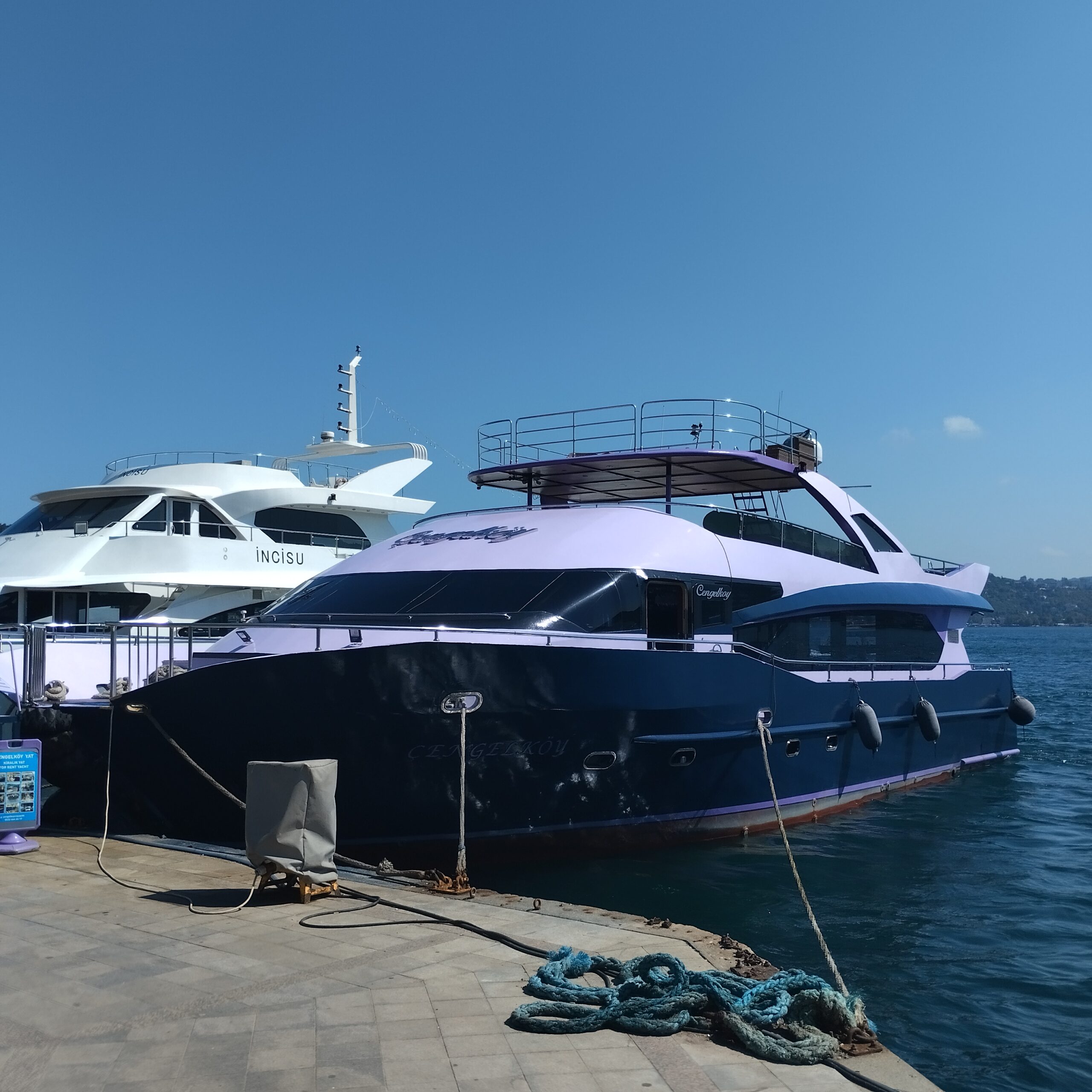 Yacht Gallery