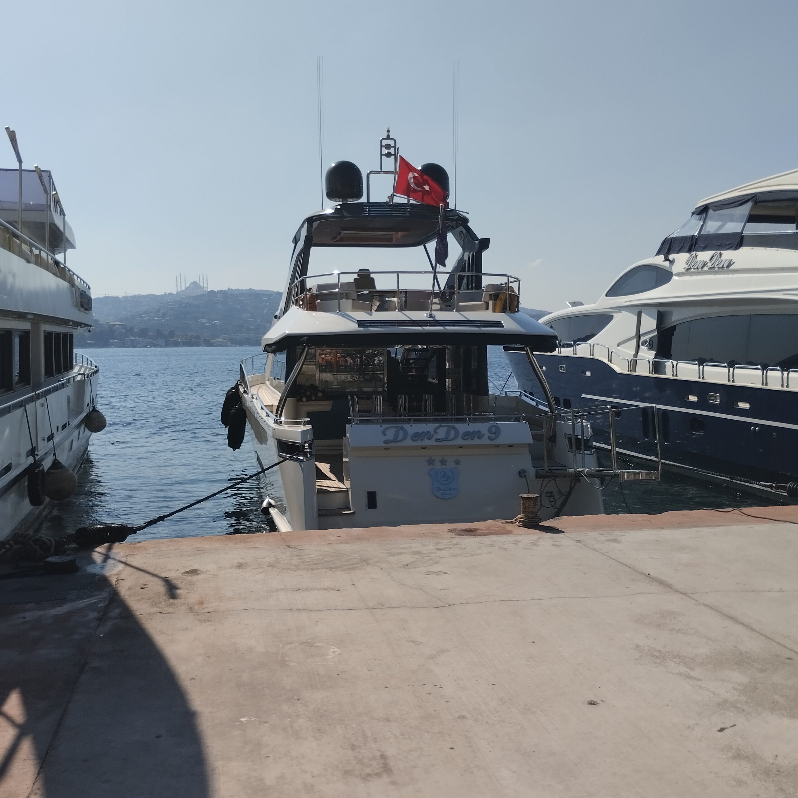 Yacht Gallery