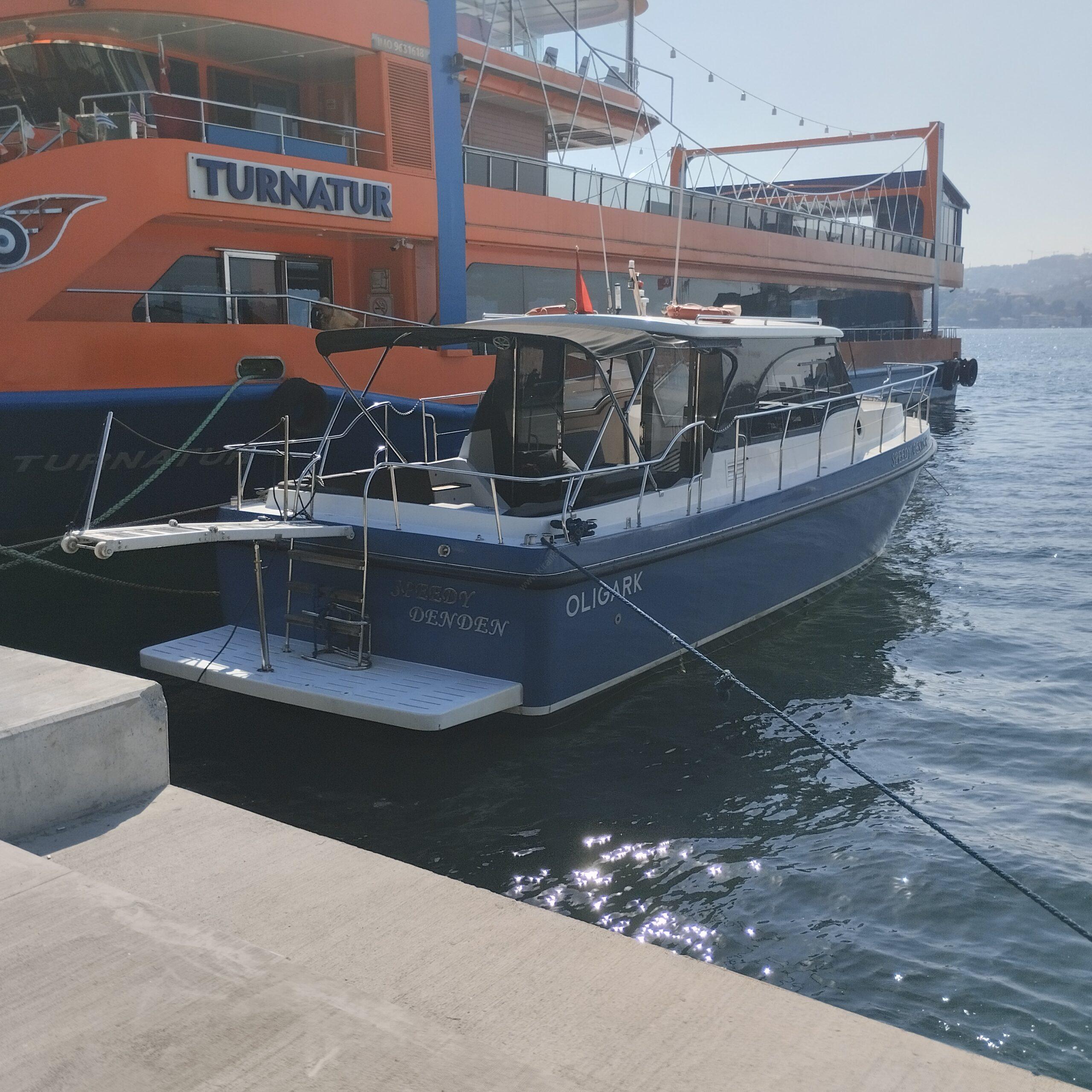 Yacht Gallery