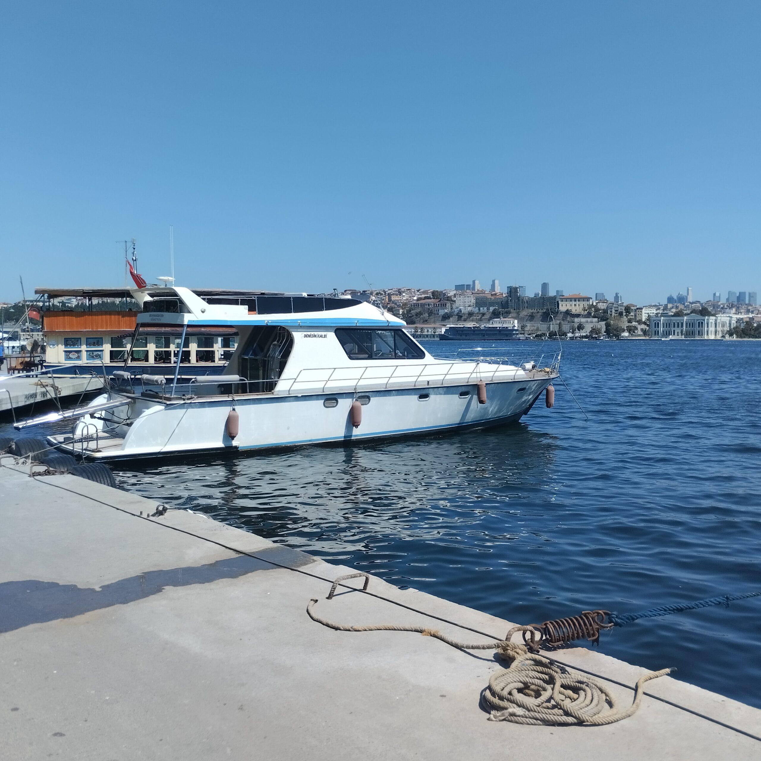 Yacht Gallery