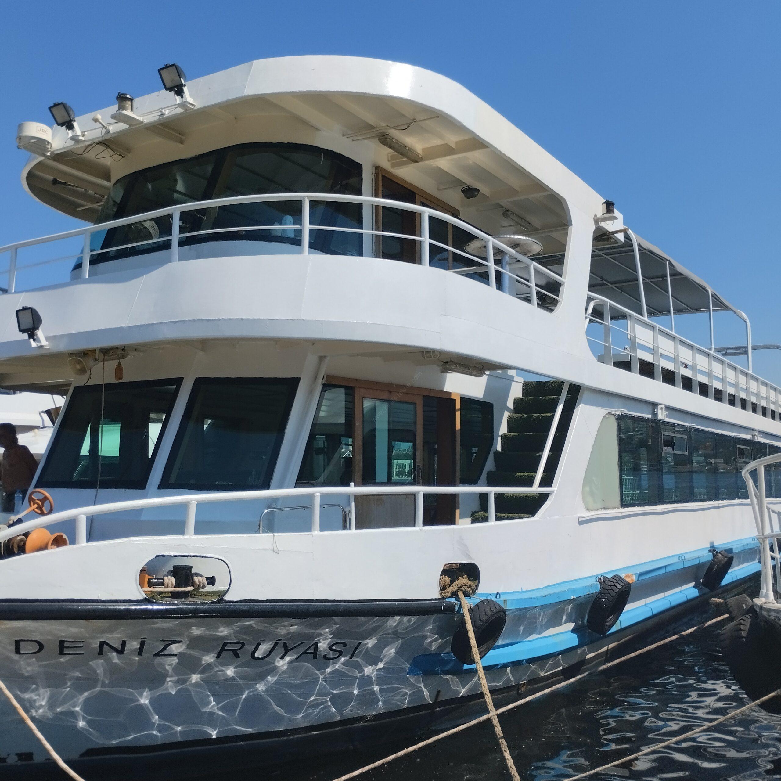 Yacht Gallery