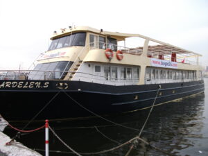 Yacht Thumbnail