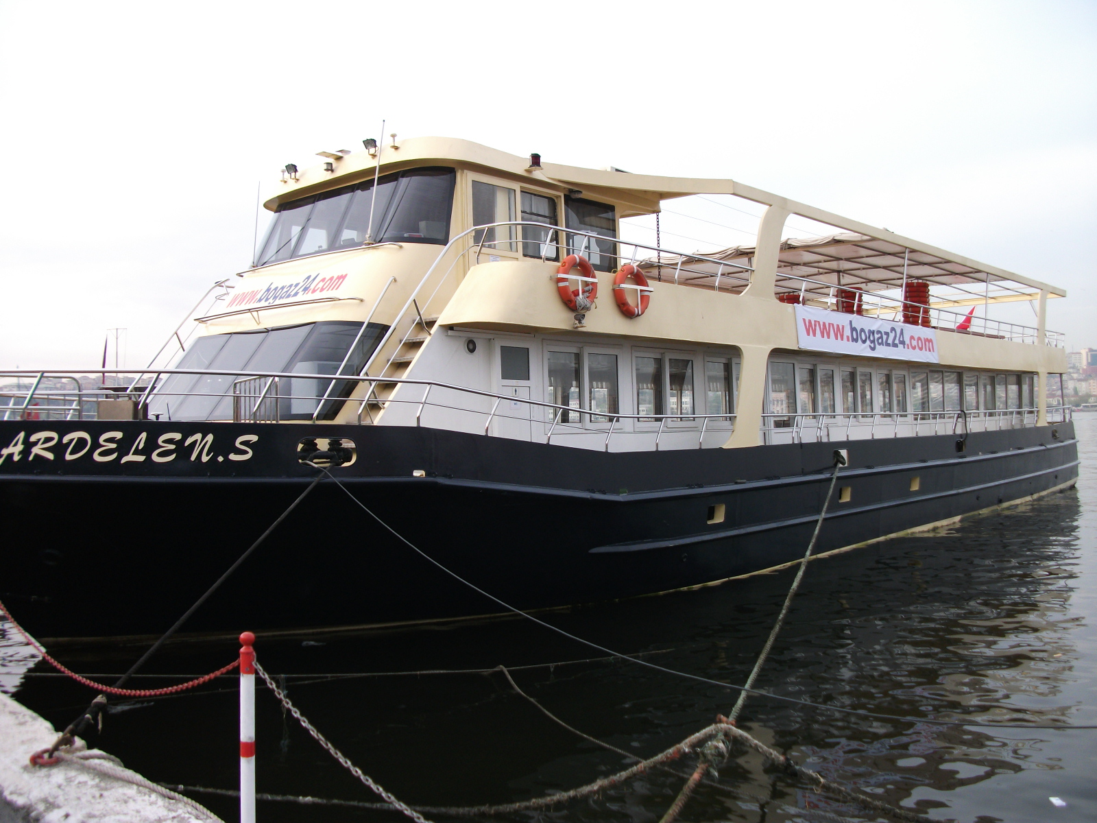 Yacht Gallery