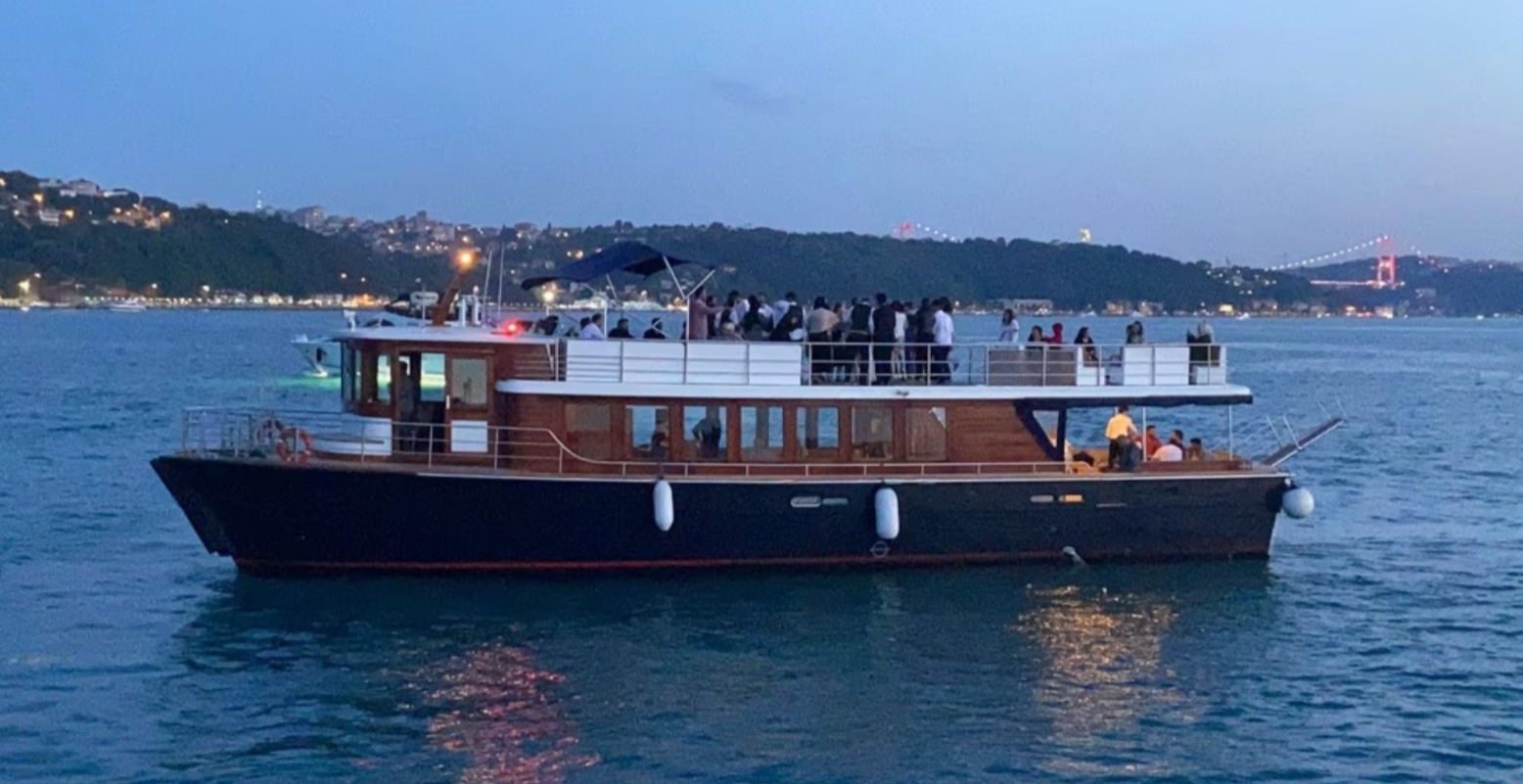 Yacht Gallery