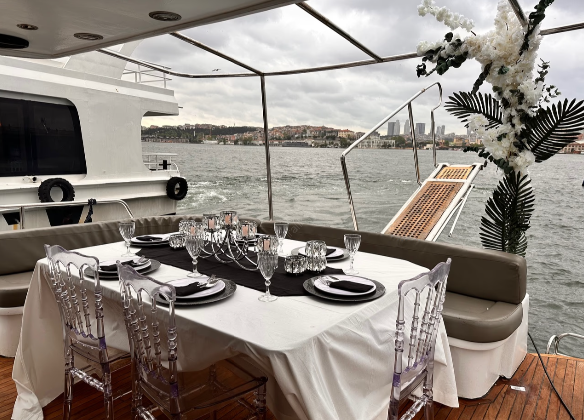 Yacht Gallery