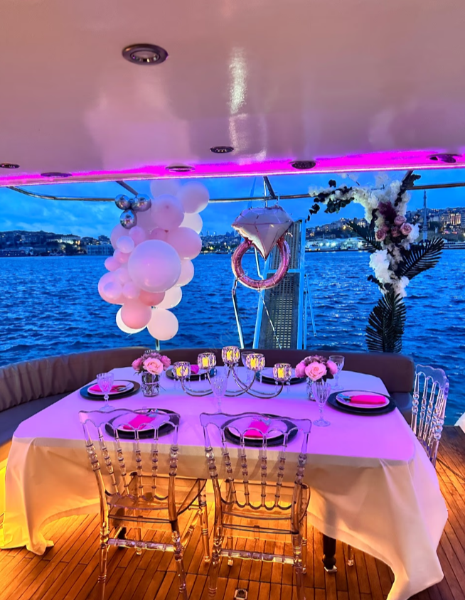 Yacht Gallery