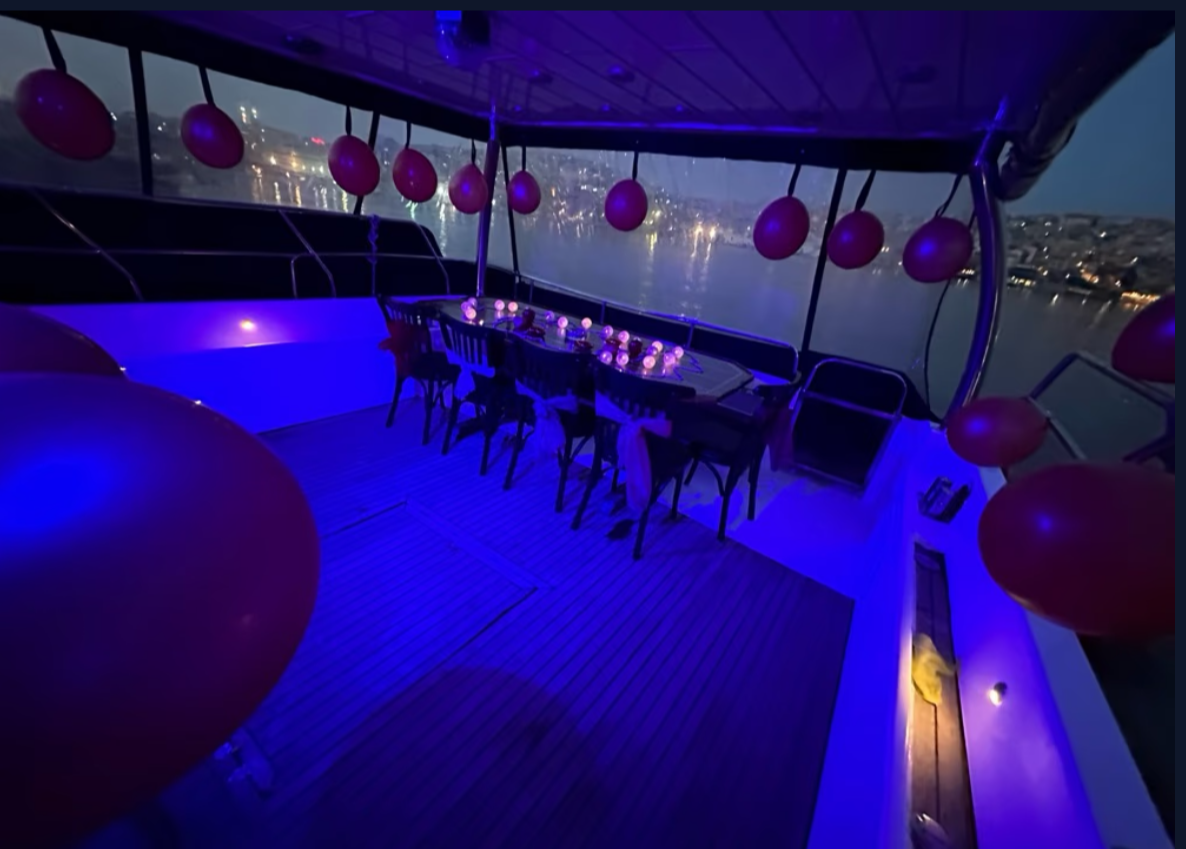 Yacht Gallery
