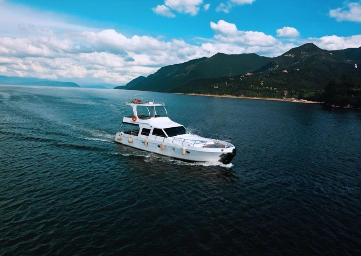 Yacht Gallery