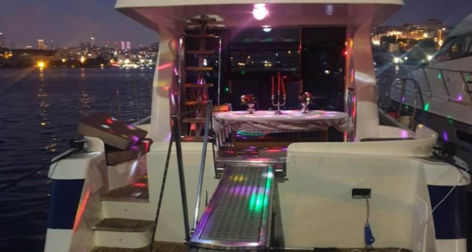 Yacht Gallery
