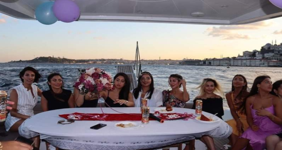 Yacht Gallery