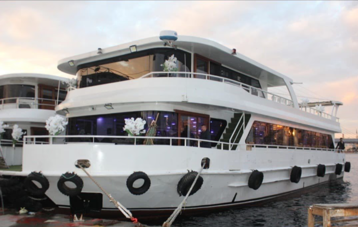 Yacht Gallery