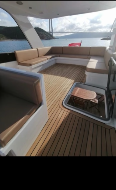 Yacht Gallery