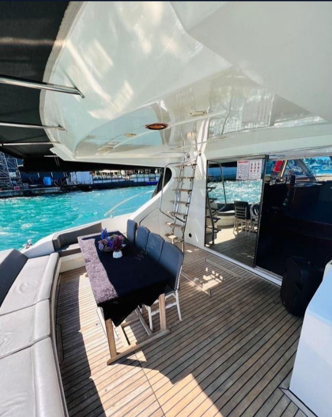 Yacht Gallery