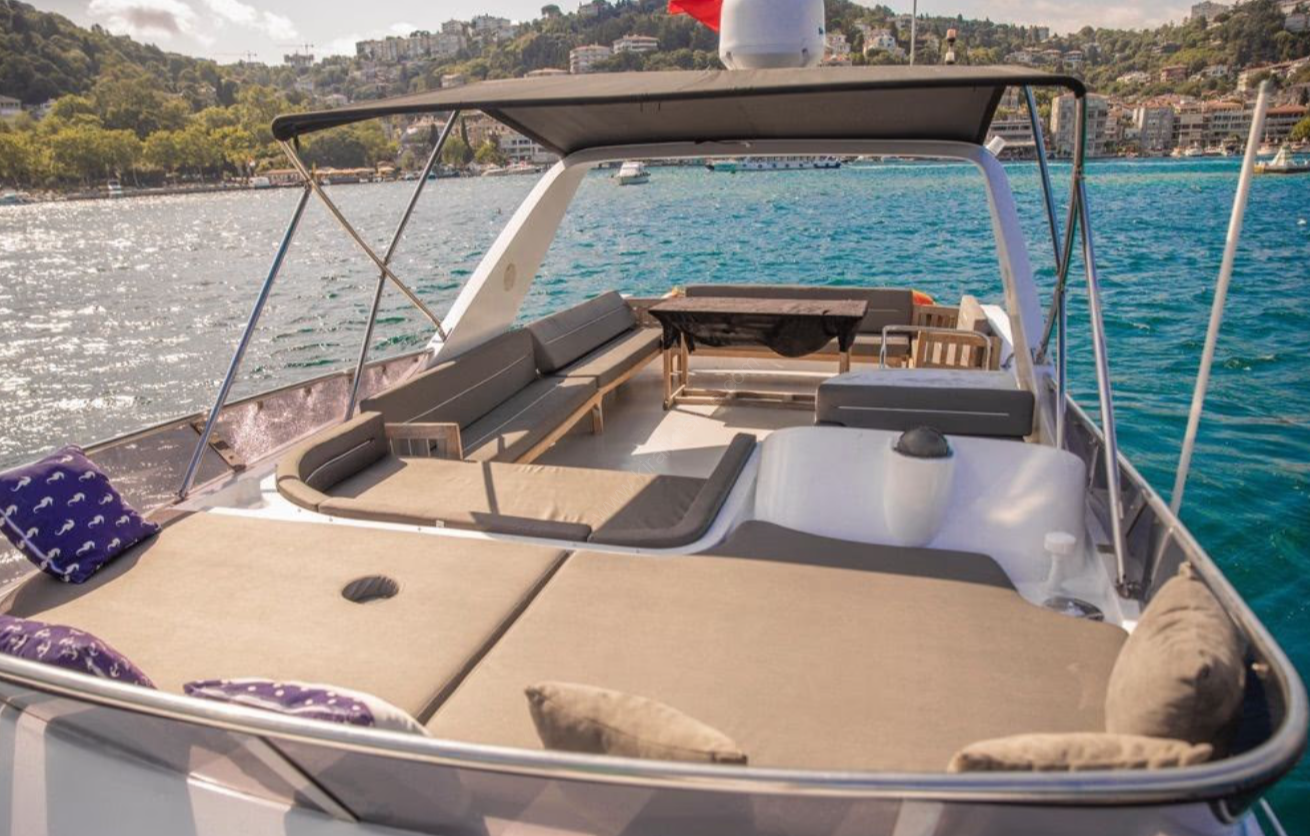 Yacht Gallery