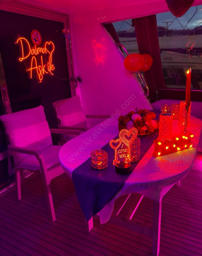 Yacht Gallery
