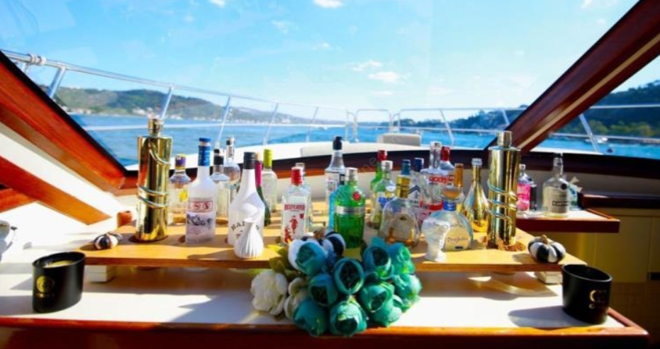 Yacht Gallery