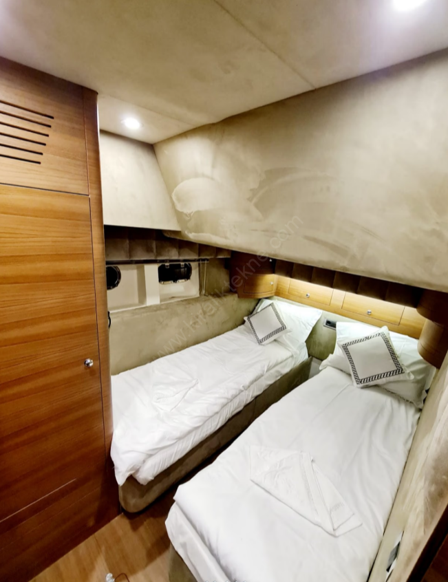 Yacht Gallery