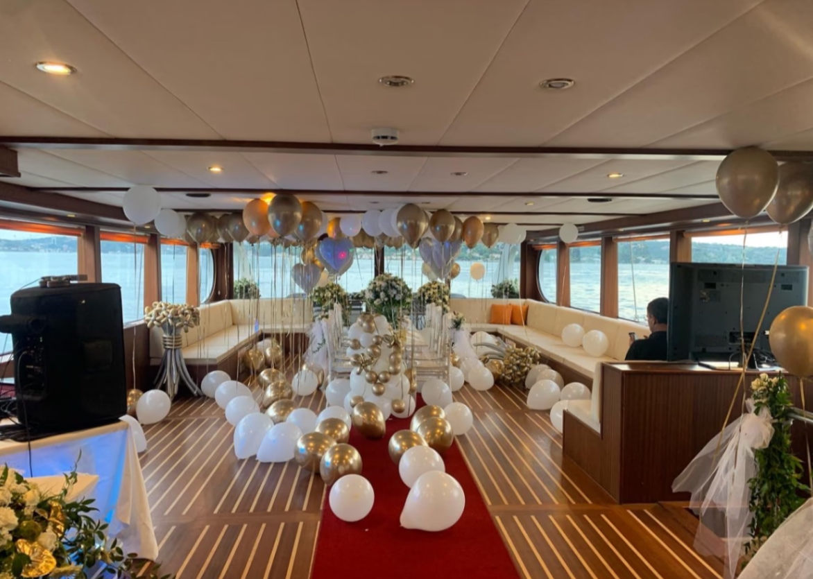 Yacht Gallery