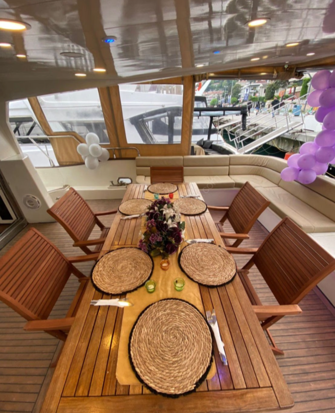 Yacht Gallery