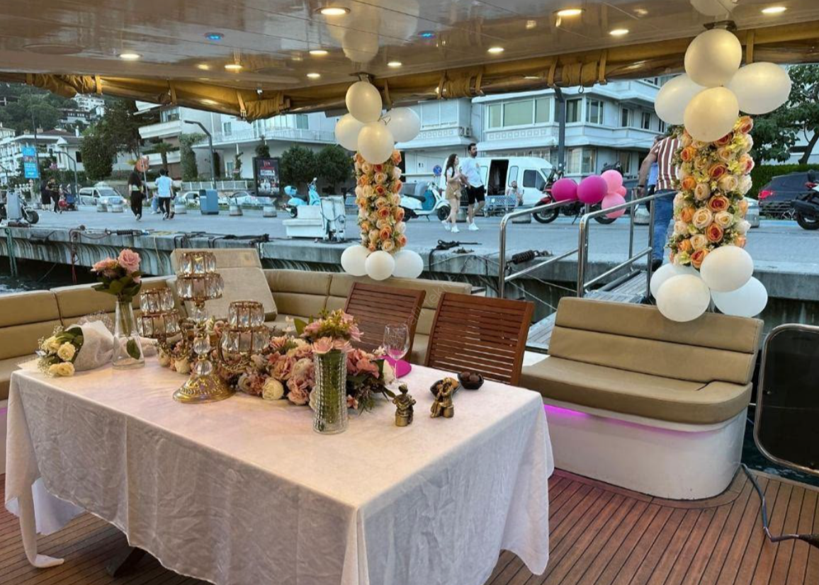 Yacht Gallery